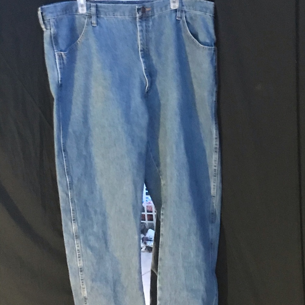 Baggy jeans